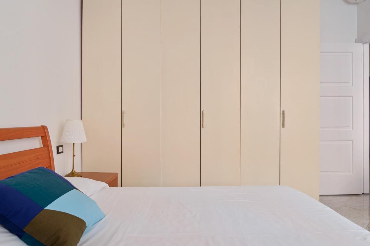 Stazione Centrale Cozy And Functional Flat Milánó Kültér fotó