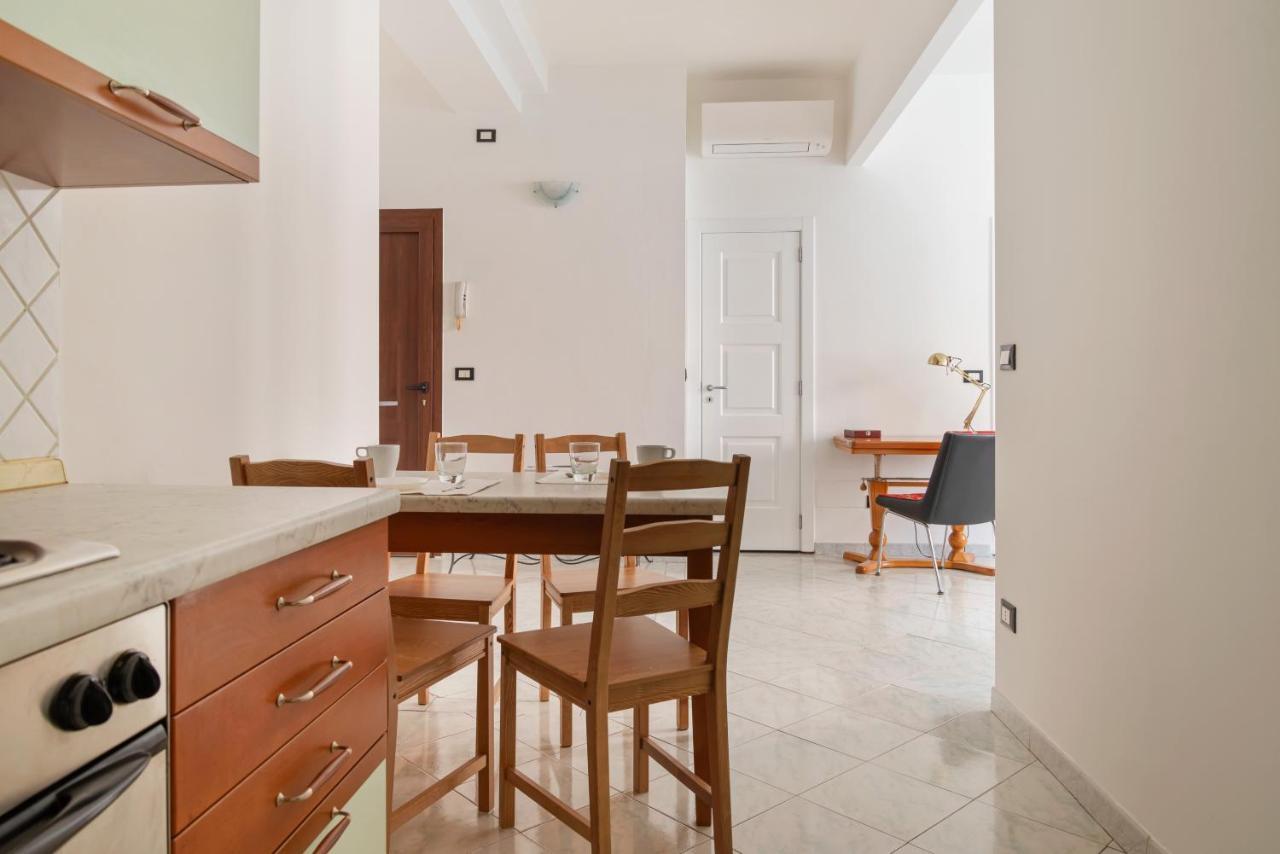 Stazione Centrale Cozy And Functional Flat Milánó Kültér fotó
