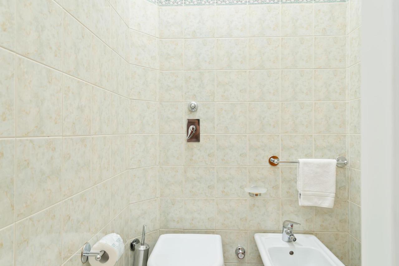 Stazione Centrale Cozy And Functional Flat Milánó Kültér fotó